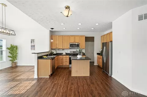 Kitchen - 82 Mccullough Dr, Springboro, OH 45066 photo 2 of 4