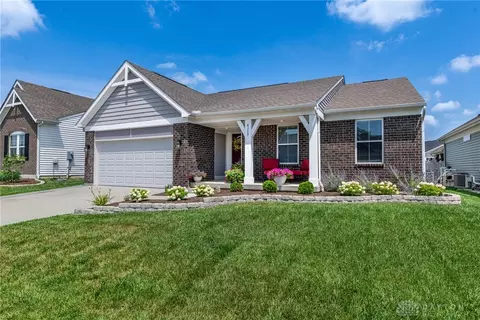 4159 Forestedge St, Tipp City, OH 45371