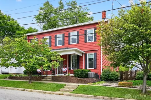 210 W Silver St, Lebanon, OH 45036