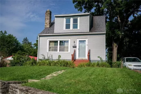 1911 E Siebenthaler Ave, Dayton, OH 45414