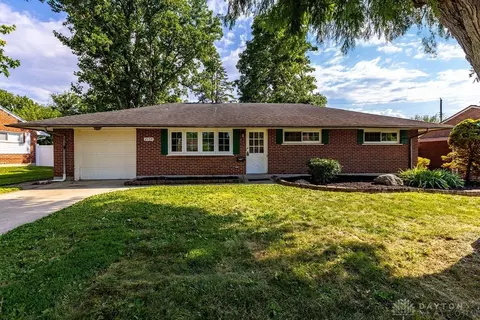 2154 Lynpark Ave, Dayton, OH 45439