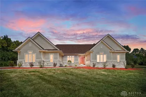 7038 Ashwood Ct, Springboro, OH 45066
