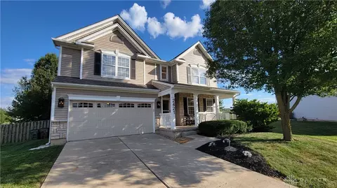 2421 Louisiana Dr, Xenia, OH 45385