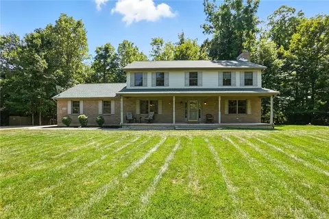 15560 Moyer Rd, Germantown, OH 45327