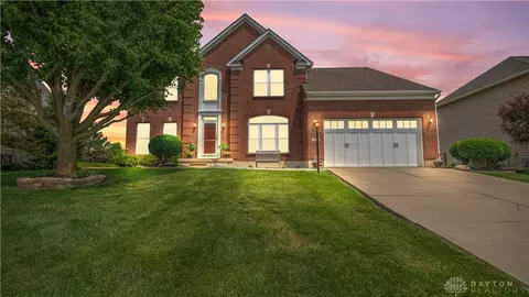 1588 Middle Park Dr, Dayton, OH 45414