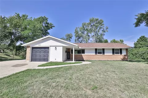 7017 Harshmanville Rd, Dayton, OH 45424