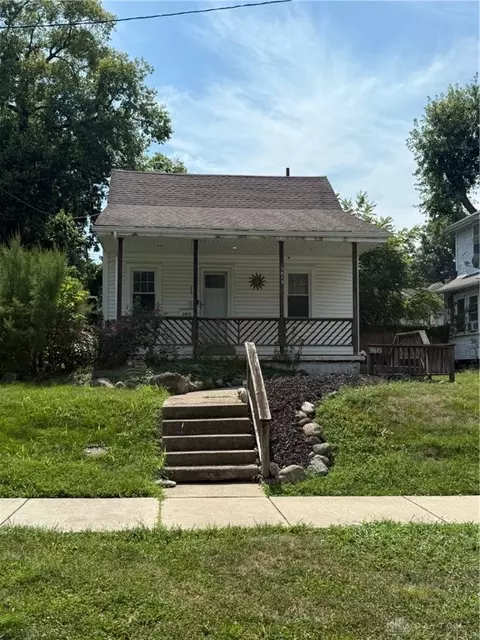 3815 Old Riverside Dr, Dayton, OH 45405