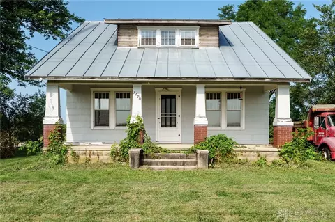7290 Peters Rd, Tipp City, OH 45371