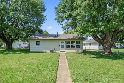 779 Emmett Dr, Xenia, OH 45385