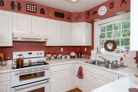320 Brydon Rd, Kettering, OH 45419 photo 10