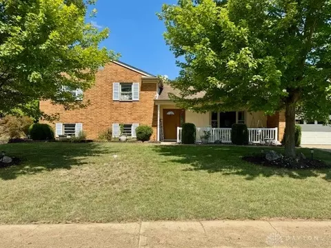 4237 Glenayre Dr, Englewood, OH 45322