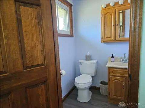 Bath - 1621 Biscayne Dr, Springfield, OH 45503 photo 1 of 2