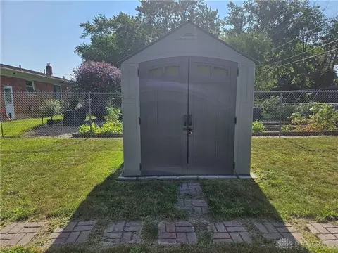 Exterior - 1621 Biscayne Dr, Springfield, OH 45503 photo 6 of 6
