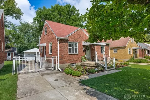 2549 California Ave, Kettering, OH 45419