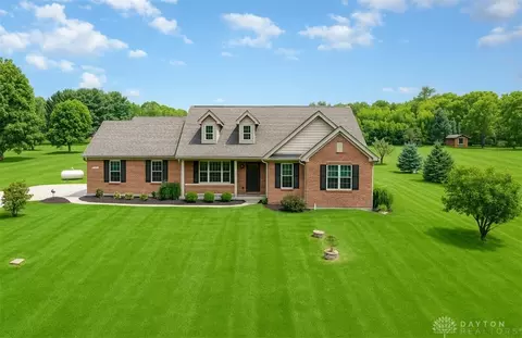 10058 Meeker Rd, Dayton, OH 45414
