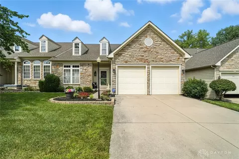 3749 Whisper Creek Dr, Dayton, OH 45414