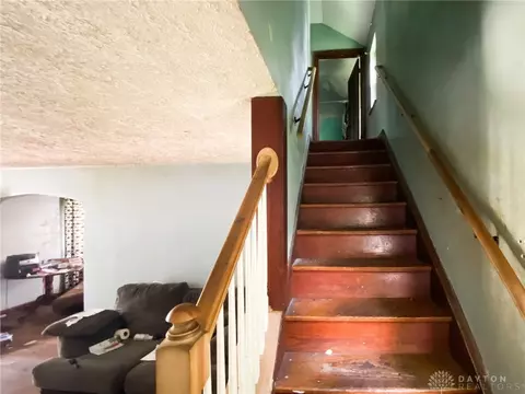 Entry Way - 1127 Cedar Ave, Cincinnati, OH 45224 photo 1 of 1