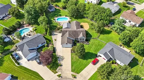 7111 Tallwood Ct, Loveland, OH 45140
