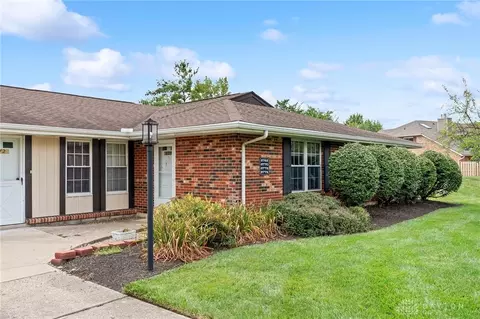 8774 Washington Colony Dr, Dayton, OH 45458