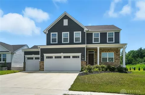 1800 Highlander Dr, Xenia, OH 45385