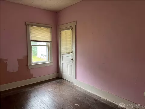 1047 Cypress St, Springfield, OH 45505 photo 6