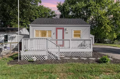 3645 Trail On Rd, Moraine, OH 45439