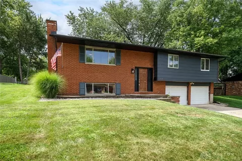 354 Harpwood Dr, Franklin, OH 45005