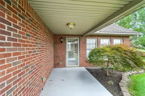 1886 Willow Lakes Dr, Springfield, OH 45502 photo 52