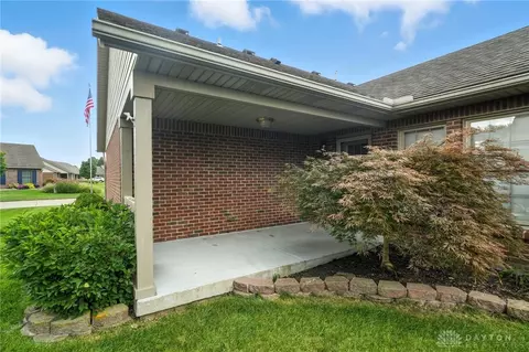 1886 Willow Lakes Dr, Springfield, OH 45502 photo 51