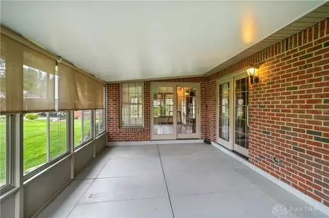 1886 Willow Lakes Dr, Springfield, OH 45502 photo 45