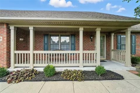 1886 Willow Lakes Dr, Springfield, OH 45502 photo 6