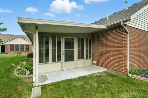 1886 Willow Lakes Dr, Springfield, OH 45502 photo 50