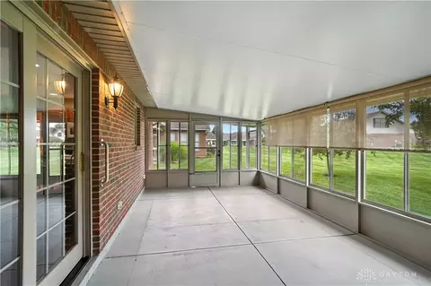 1886 Willow Lakes Dr, Springfield, OH 45502 photo 44