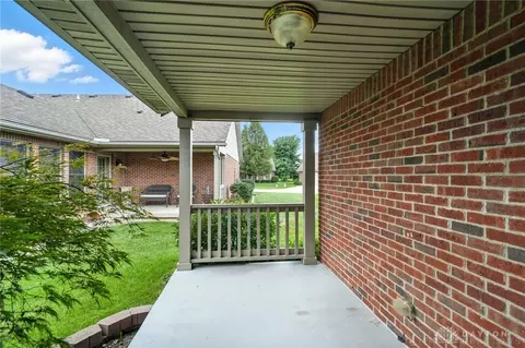 1886 Willow Lakes Dr, Springfield, OH 45502 photo 53