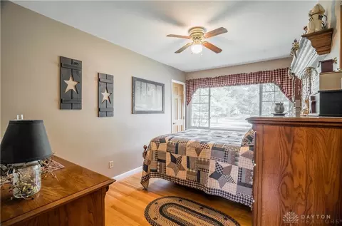 Bedroom - 962 Broad Blvd, Kettering, OH 45419 photo 6 of 9