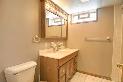Bath - 962 Broad Blvd, Kettering, OH 45419 photo 2 of 2