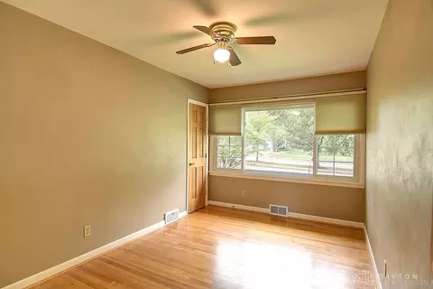 Bedroom - 962 Broad Blvd, Kettering, OH 45419 photo 7 of 9