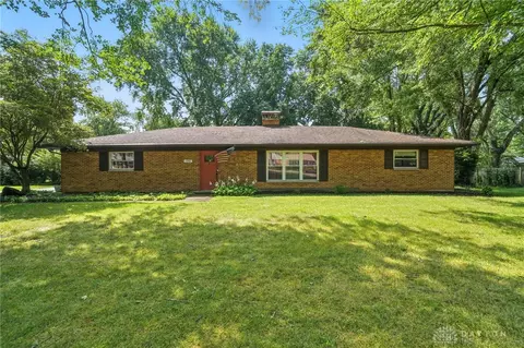 196 Jenny Ln, Washington Township, OH 45459