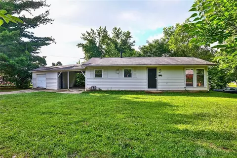 2697 Wenning Rd, Cincinnati, OH 45231