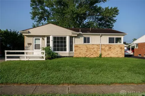 2512 Olson Dr, Dayton, OH 45420