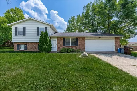 6324 Chablis Dr, Liberty Twp, OH 45011