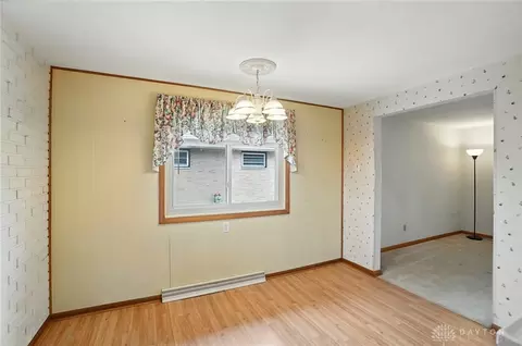 4315 Carona St, Springfield, OH 45503 photo 8