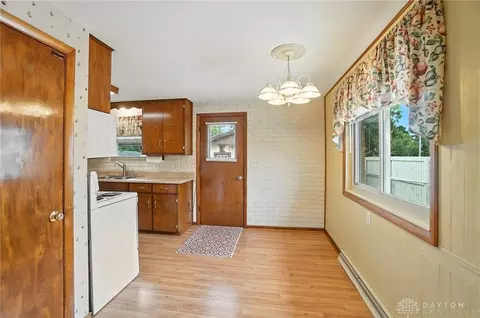 4315 Carona St, Springfield, OH 45503 photo 7