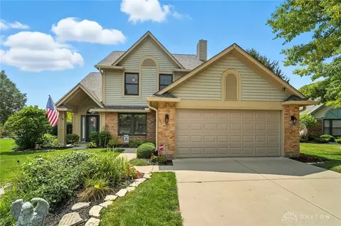 487 Cloverhill Ct, Dayton, OH 45440