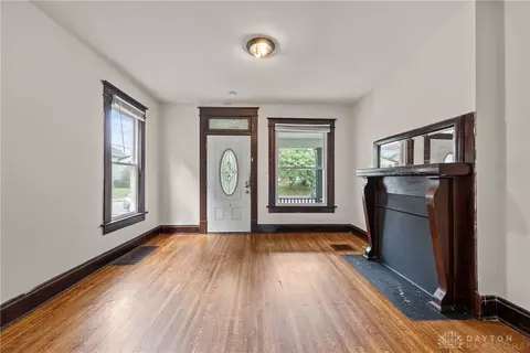 Living - 401 E 403 E 13th Ave, Columbus, OH 43201 photo 7 of 8