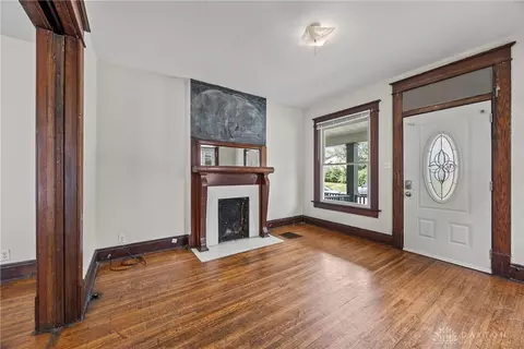 Living - 401 E 403 E 13th Ave, Columbus, OH 43201 photo 3 of 8