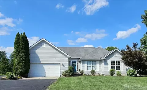 360 Summer Field Ln, Lebanon, OH 45036