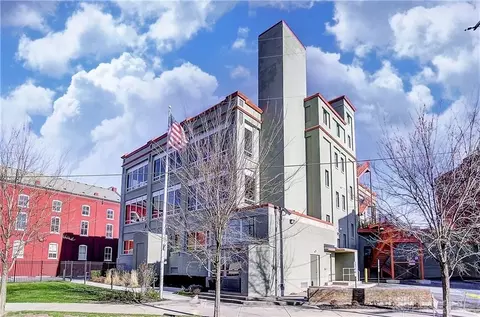 207 E 6th St #302, Dayton, OH 45402