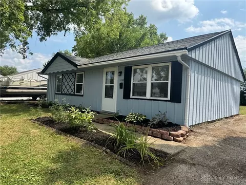 1143 Bookwalter Ave, New Carlisle, OH 45344