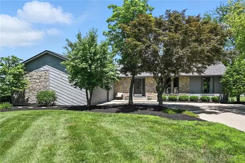 5648 Eagle Nest Ct, West Chester, OH 45069